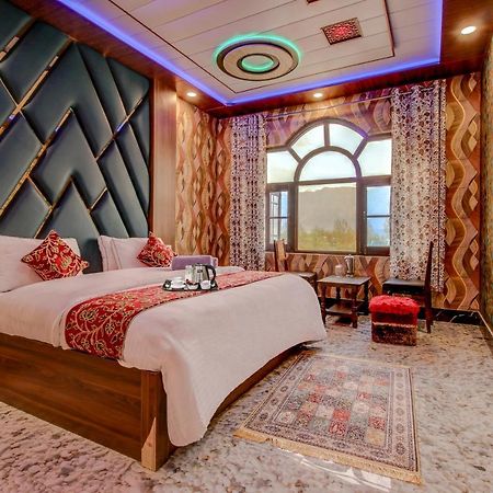 Hotel Royal Hameed Srīnagar Habitación foto